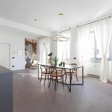 Ferienwohnung Sant'Ambrogio Bright And Stylish Flat Mailand Exterior foto